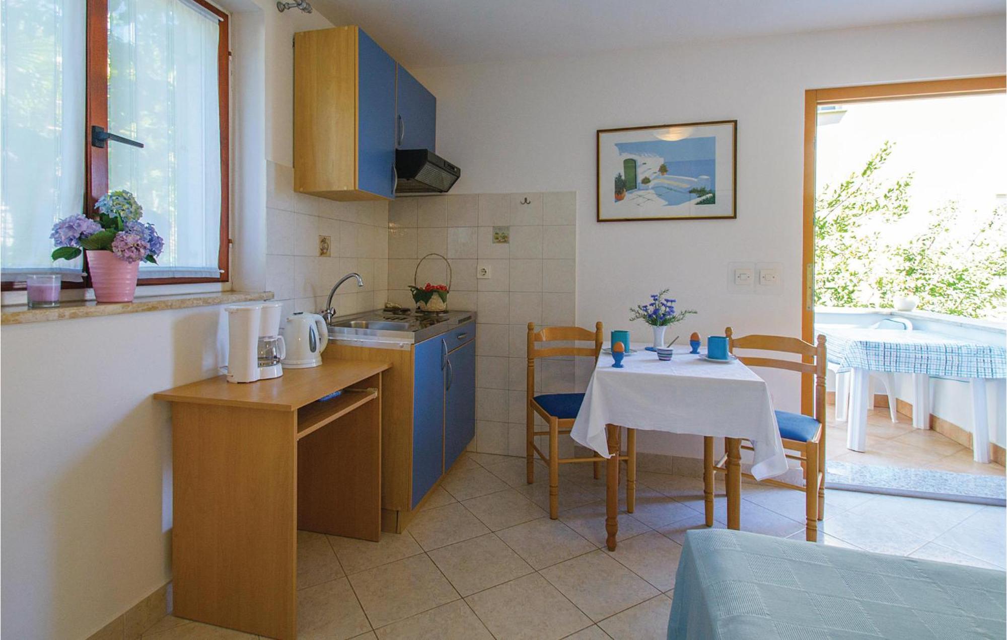 Beautiful Apartment In Rabac With Kitchen Экстерьер фото